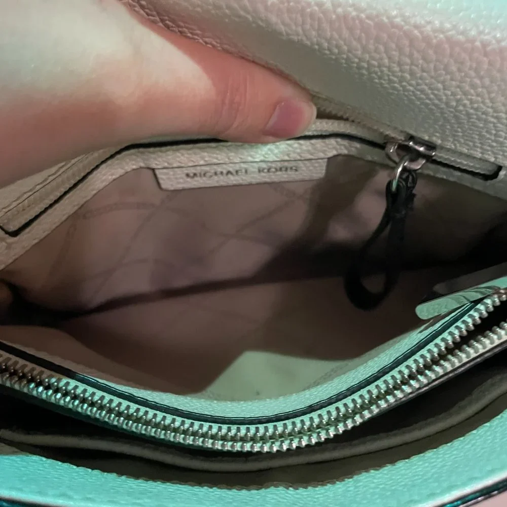 MICHAEL KORS Black & White (B&W) Leather Crossbody Handbag with Silver Hardware - Picture 7 of 11
